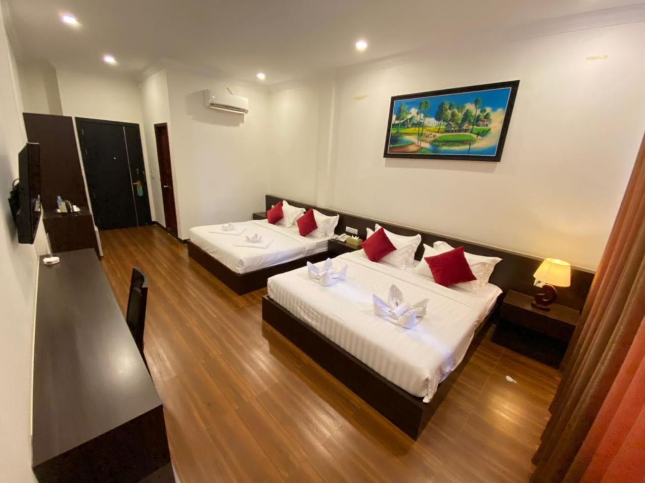 Apple Hotel Two - Near Phnom Penh Airport Kültér fotó