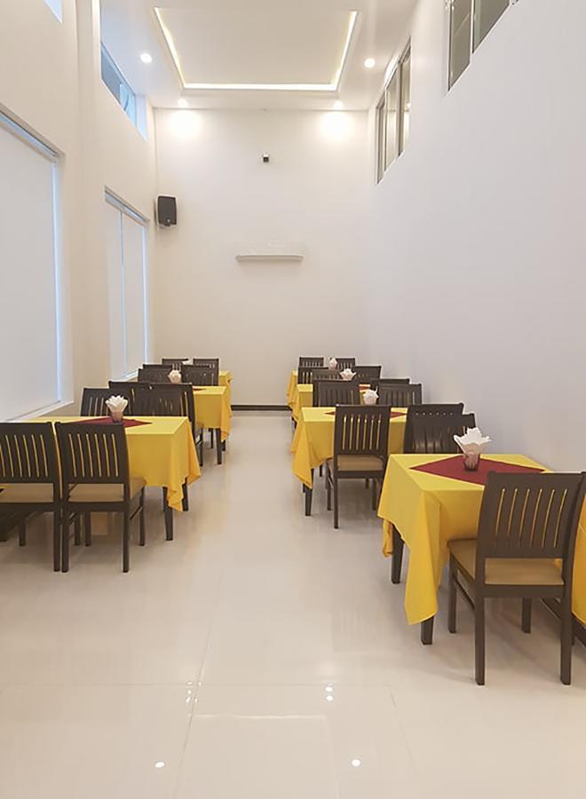 Apple Hotel Two - Near Phnom Penh Airport Kültér fotó