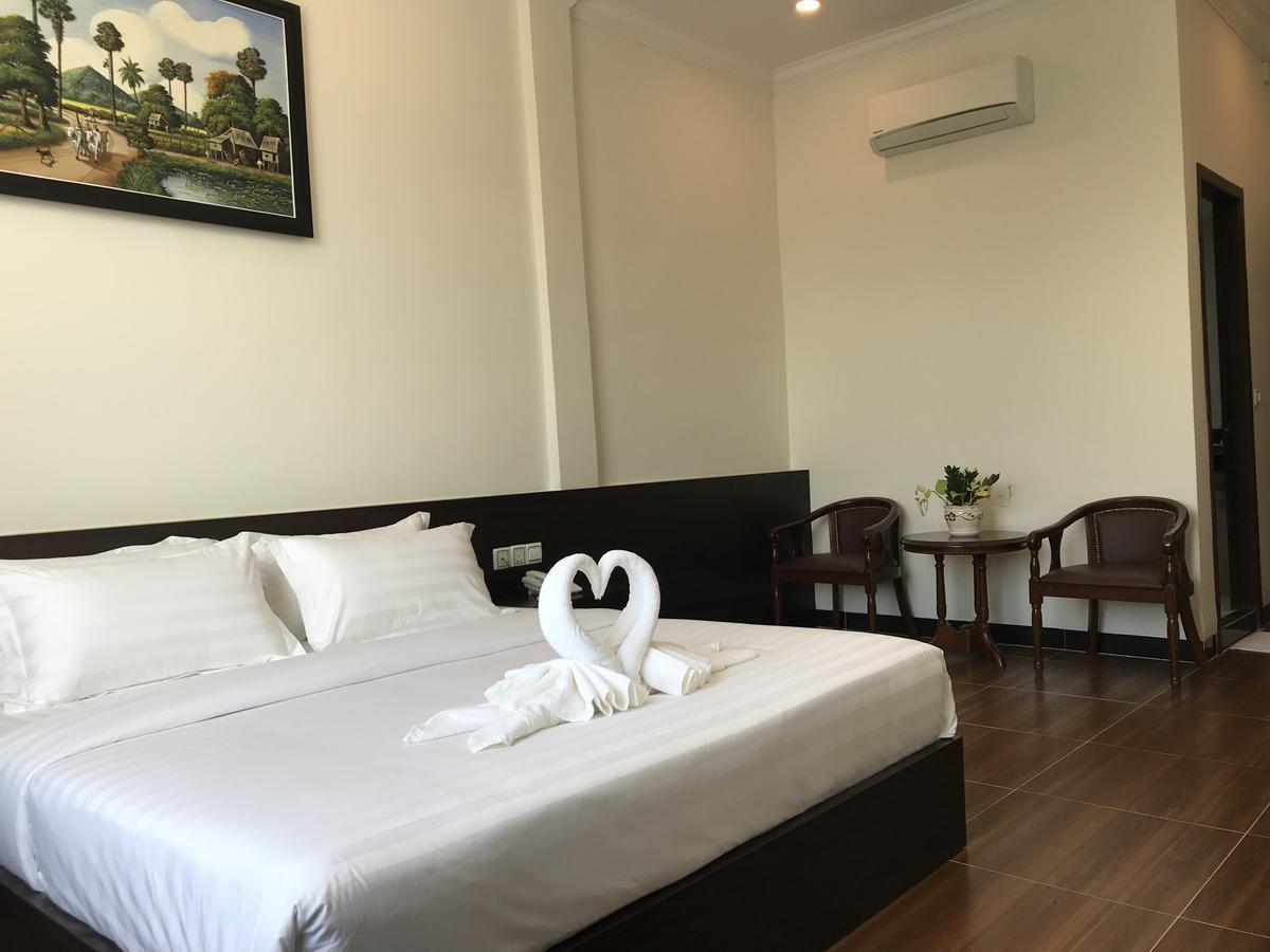 Apple Hotel Two - Near Phnom Penh Airport Kültér fotó