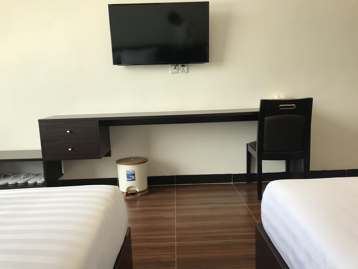 Apple Hotel Two - Near Phnom Penh Airport Kültér fotó