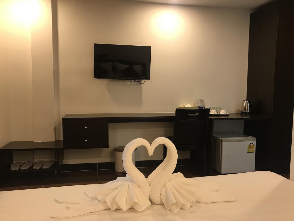 Apple Hotel Two - Near Phnom Penh Airport Kültér fotó
