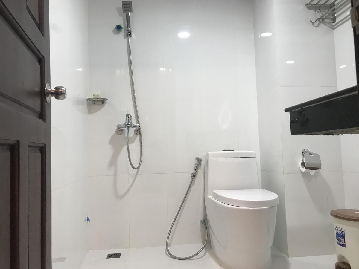 Apple Hotel Two - Near Phnom Penh Airport Kültér fotó